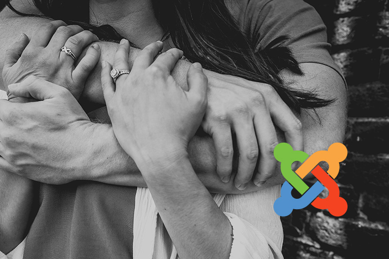 Umarmung als Symbol für Extended Support Joomla 3 (ELTS)